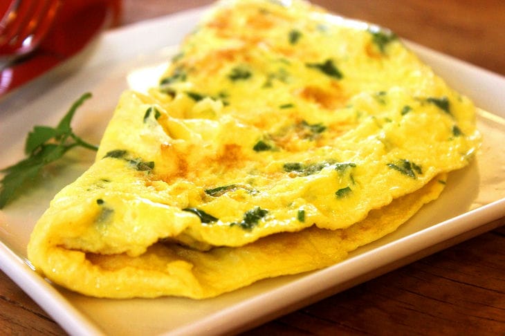 Für alle, die fit bleiben wollen: Top 10 einfache und leckere Frühstücksgerichte Omelette