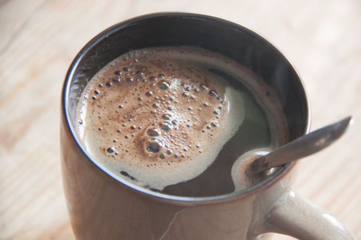 Wozu Sie keinen Kaffee trinken sollten: Denken Sie ein für alle Mal daran Kaffee