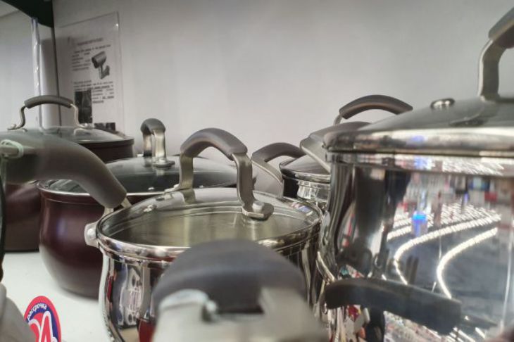 Wichtig zu wissen: Der Arzt hat uns gesagt, welche Lebensmittel nicht in Emaillepfannen gekocht werden sollten Pot