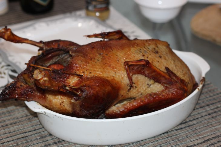 80 % der Hausfrauen machen beim Braten von Hühnchen diesen Fehler: Das Fleisch wird trocken und geschmacklos Huhn