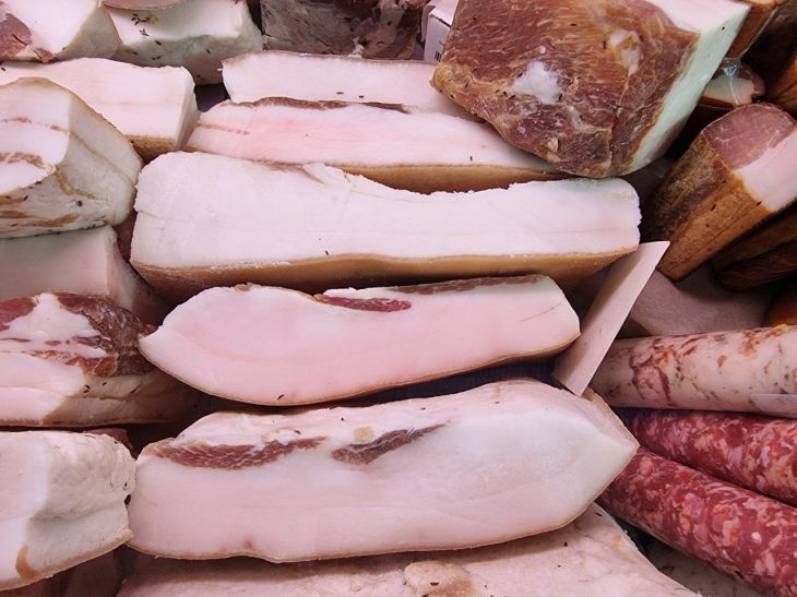 Morgens oder abends: Wann ist es aus gesundheitlichen Gründen besser, Schmalz zu essen? fett