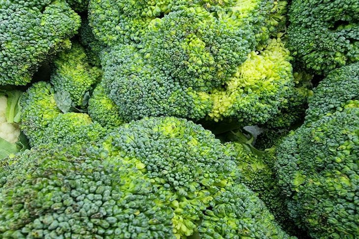 Wie man Brokkoli kocht und dabei gesund bleibt: Die besten Methoden und Tricks Brokkoli