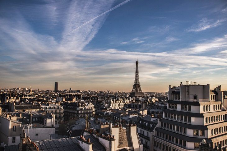 Wegen Dzhigurda und der Mirage-Gruppe wandten sich die Pariser an die Polizei Paris