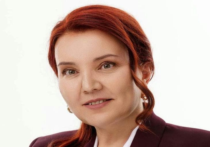 Evgenia Galyaeva Evgenia Galyaeva