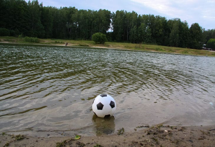 In den letzten 24 Stunden sind in Russland mehr als 20 Menschen auf Stauseen gestorben. See