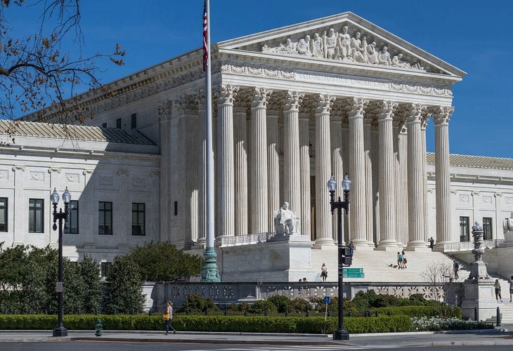 Amerikanische Senatoren forderten, Russland den Handel mit wichtigen Ressourcen zu verbieten USA
