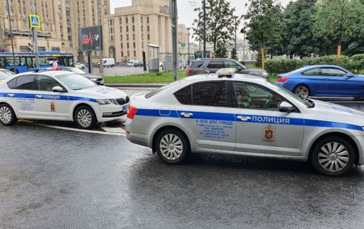 Der ehemalige Verkehrspolizist, der den Mörder eines Moskauer Bikers wegen Bestechung laufen ließ, wurde verurteilt Die Polizei
