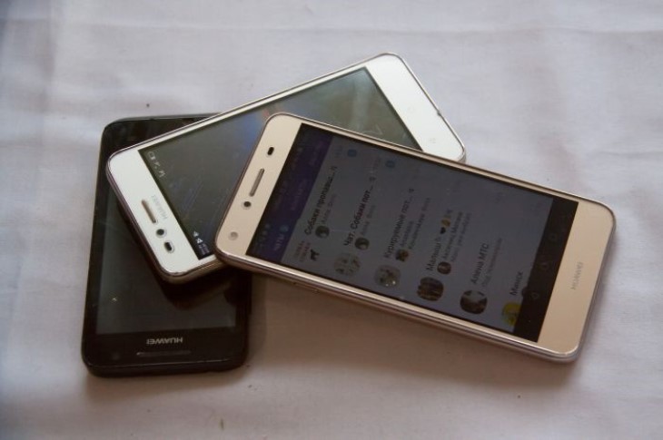 Ein technischer Experte namens Lifehacks, der Ihr Telefon beschleunigt das Telefon