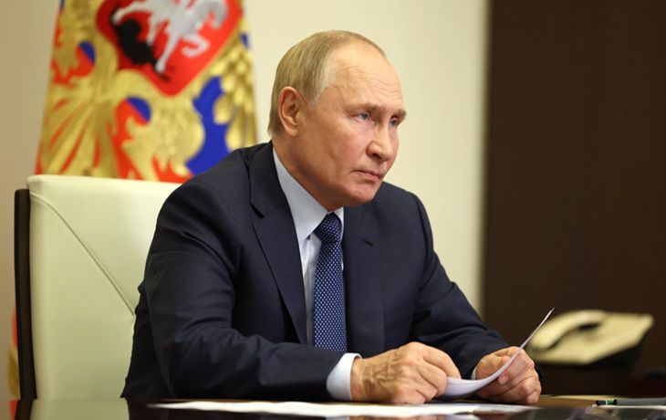 NATO-Generalsekretär lehnt Putins rote Linien ab Putin