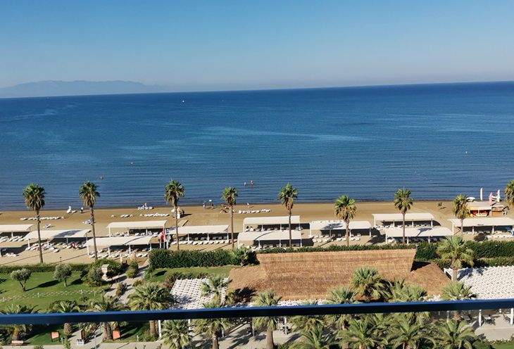 Die Russen wurden im Oktober und November zu den besten Urlaubszielen gekürt Strand