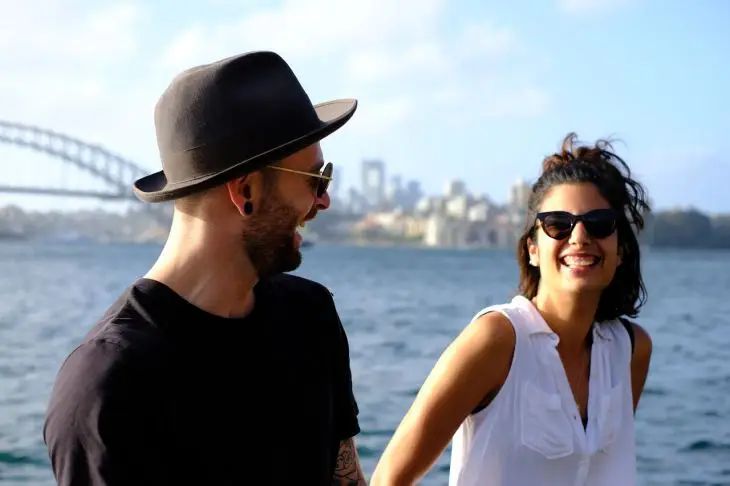 Nicht Make-up und High Heels: 5 Dinge, auf die ein Mann beim ersten Date achtet Frau