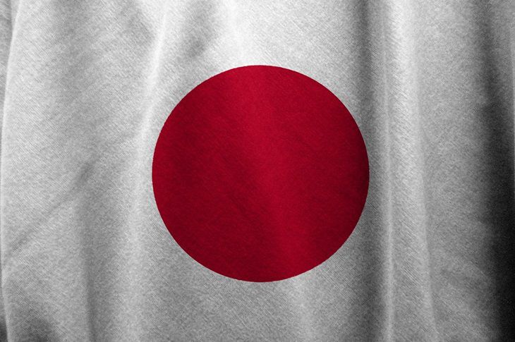 Japans Premierminister ist während seiner eigenen Wiederwahl eingeschlafen Flagge