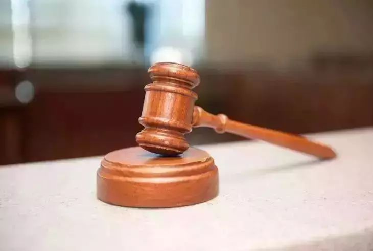 Sängerin Koroleva sagte im Fall der Ermordung von Igor Talkov aus Gericht