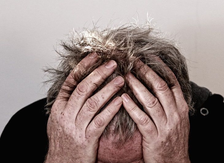 Der Vater von Sedokovas verstorbenem Ex-Mann reagierte auf die Worte der Sängerin über „Leben in der Hölle“ Mann
