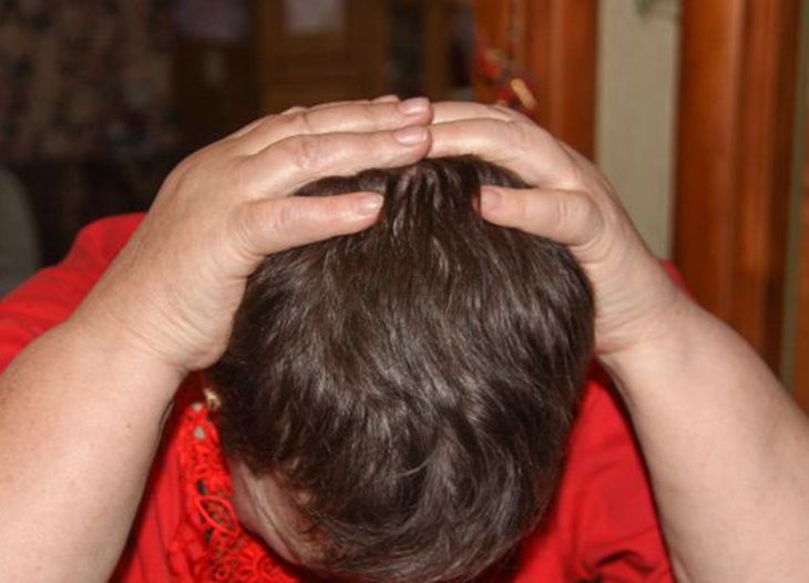 Russische Wissenschaftler haben ein Mittel gegen Haarausfall erfunden, das auf einer ungewöhnlichen Komponente basiert Haar
