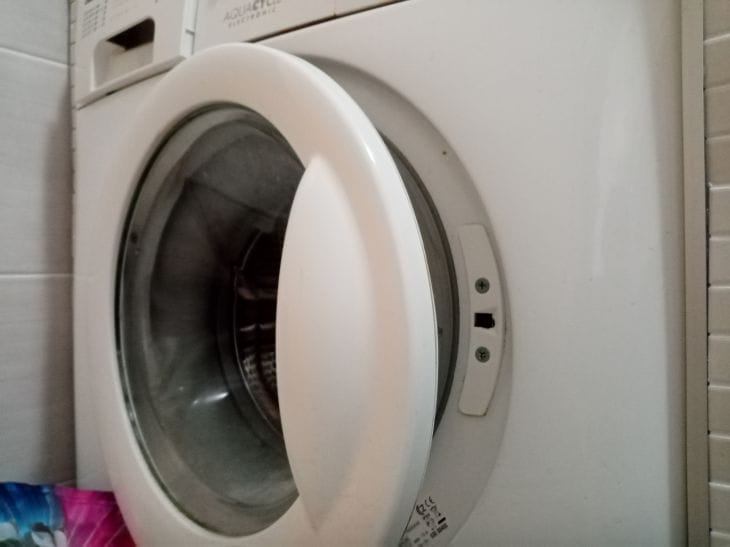 Ihre Waschmaschine ruiniert heimlich Ihre Kleidung: So verhindern Sie das Schreibmaschine