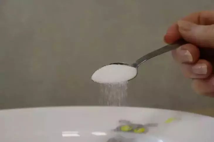 Vergessen Sie Rezepte: Ein Trick mit Salz wird den Geschmack Ihres Essens für immer verändern Salz
